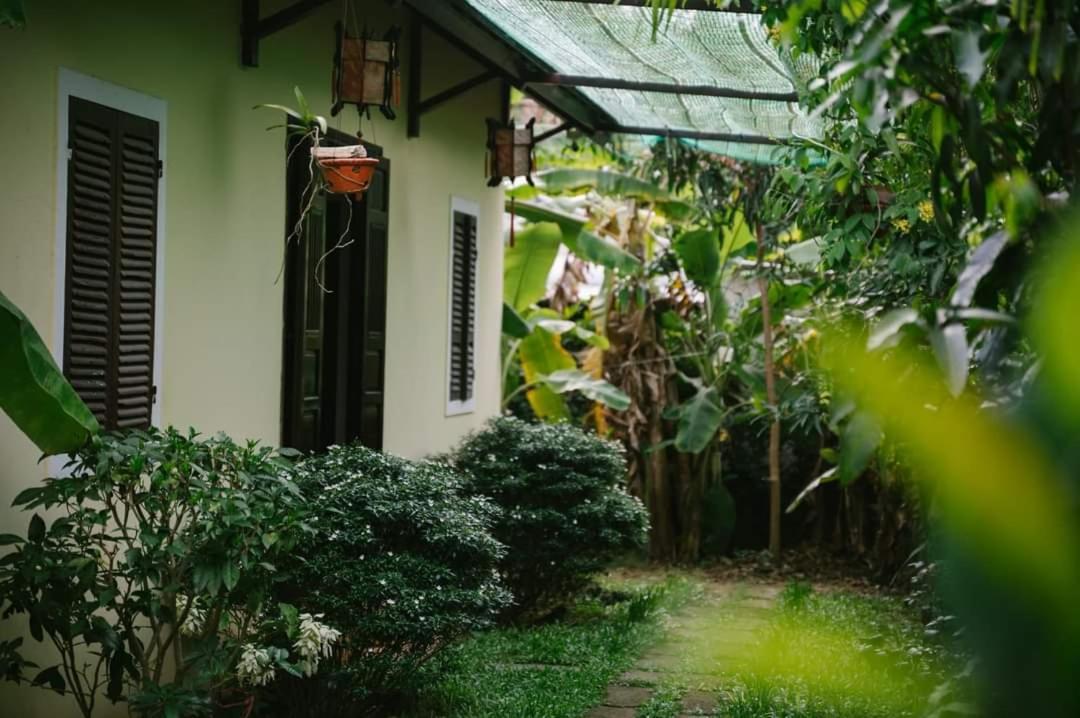 Hue Lotus Homestay Exterior photo